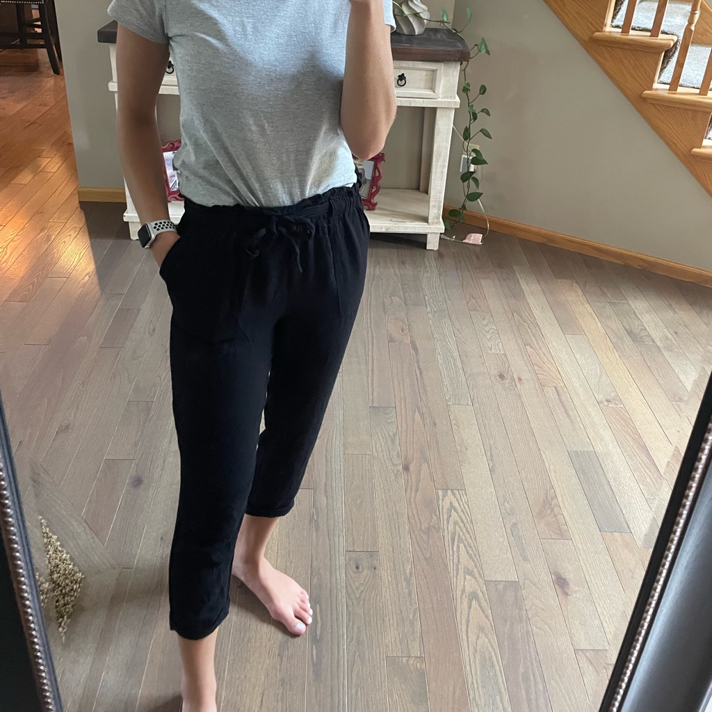 Light Capris
